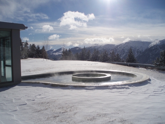 Aguas termales en la nieve